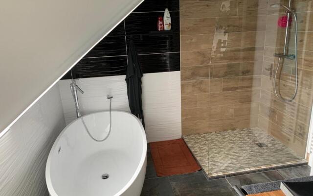 Appartement 3 chambres centre ville et 100m de la mer