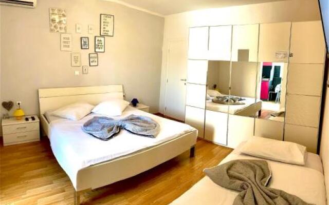 Apartment Carevic