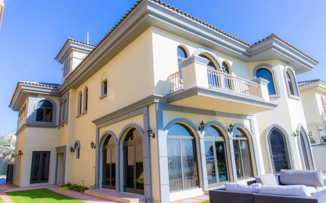 Bravoway Villa A29 in Palm Jumeirah