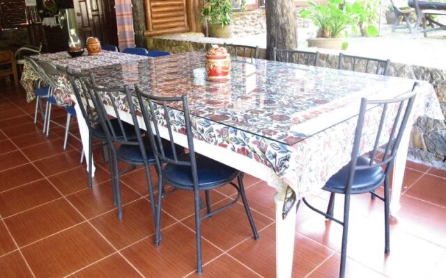 ฺBaan Luktor Resort (บ้านลูกท้อรีสอร์ท)