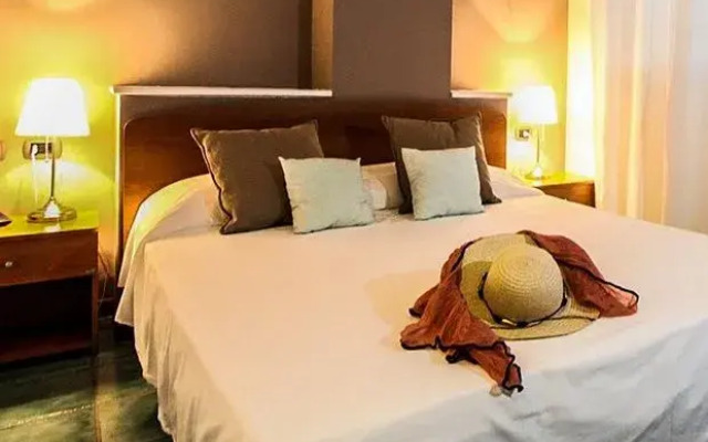 Stella Maris Beach Hotel