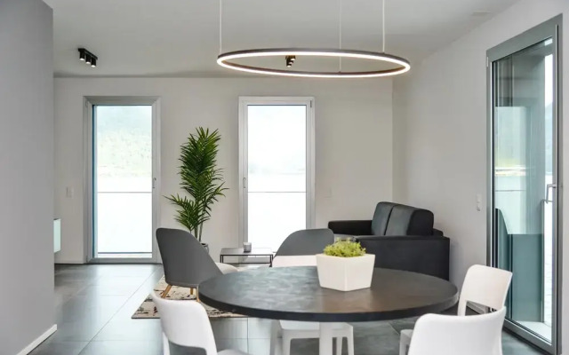 Stunning Lake View Apartment by Feel Ticino Feel Home