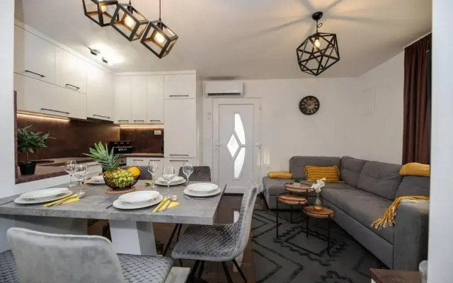 Warehouse apartment Zadar