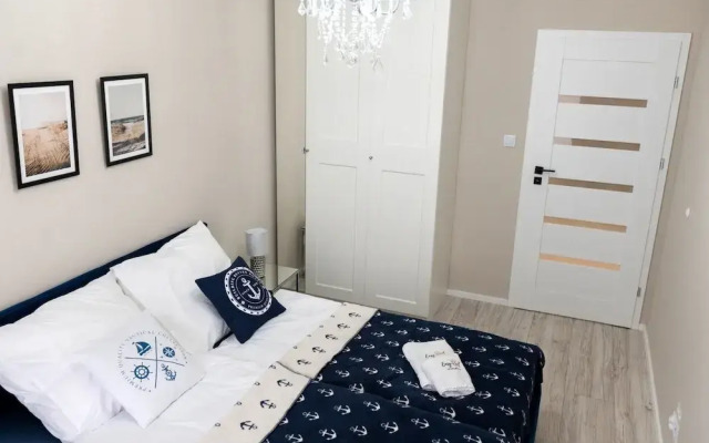 Apartment in Dziwnow by the River & Beach