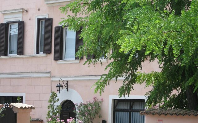 Ciclamino Apartment in Rome