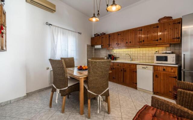 Melisses Sea View House & Studio