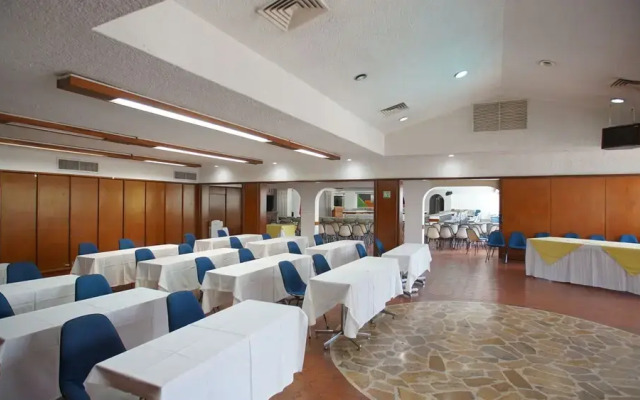 Hotel Bachue Girardot