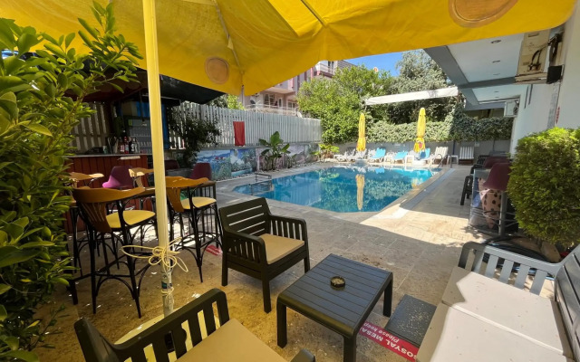 Hotel Lunay