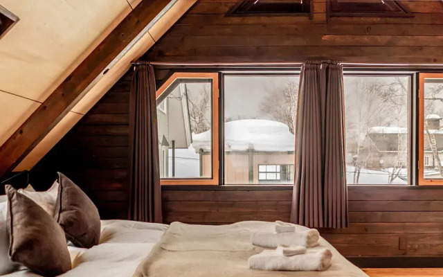 Momiji Lodge
