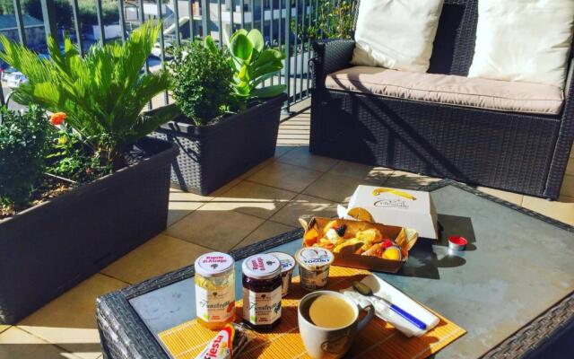 Aurelia House (Adults Only)