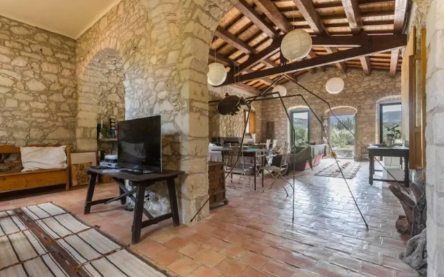 Amazing villa 2Km from the beach