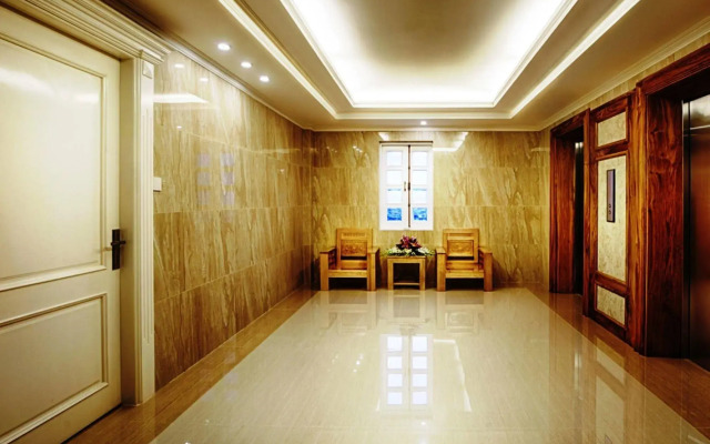 OYO 1067 Phuc Long Hotel