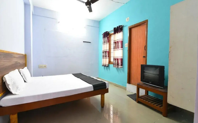 SPOT ON 39866 Hotel Dhruvathara