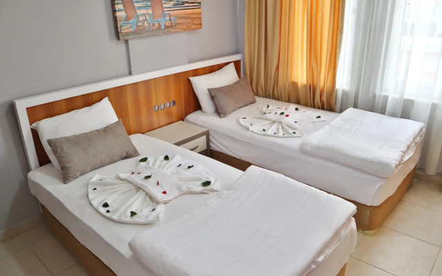 Cleopatra Icaria Apart Hotel