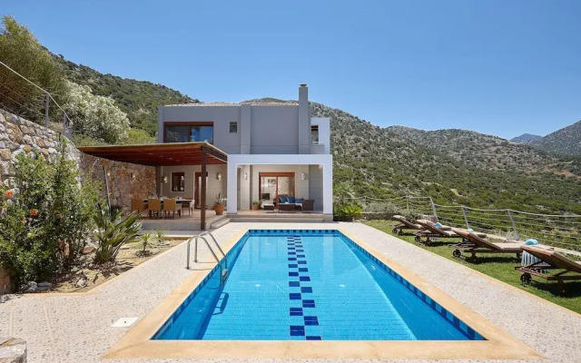 Okeanides Villas