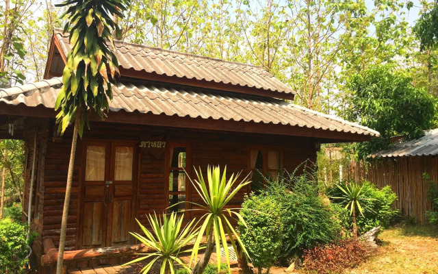 Montri Garden House