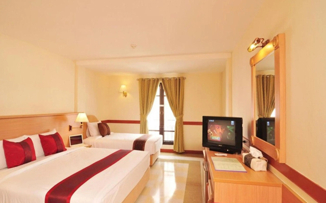 The Ecotel Bangkok - Image 4