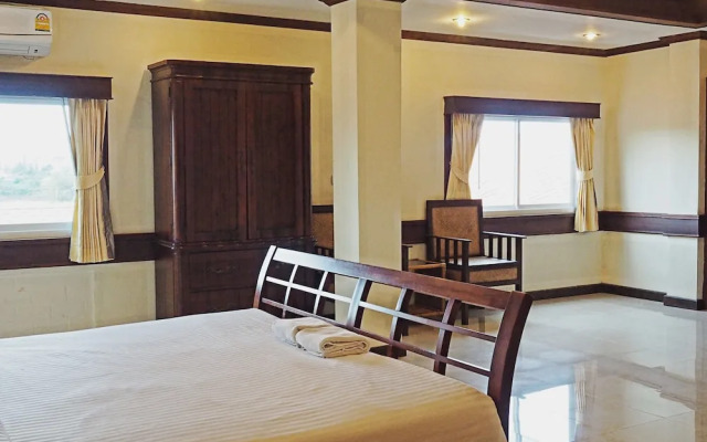 H2 Hua Hin Residence