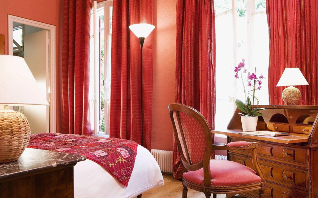 Hostellerie Du Lys - Hôtel & Restaurant