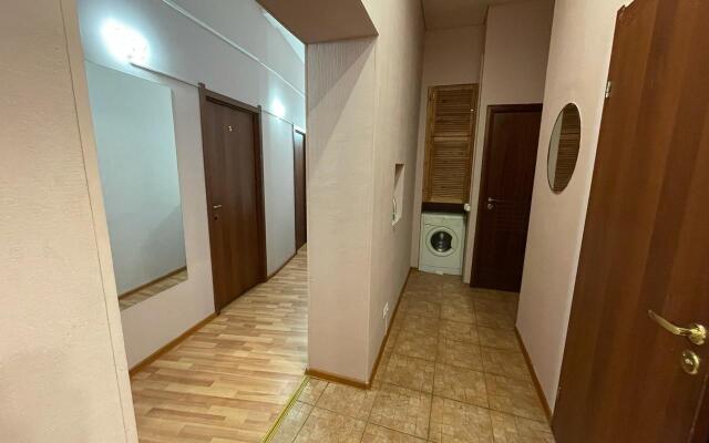 На Разъезжей