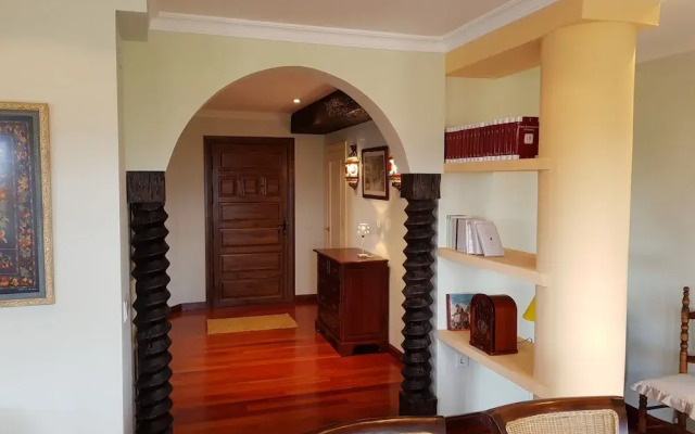 Views & luxury in Old Town