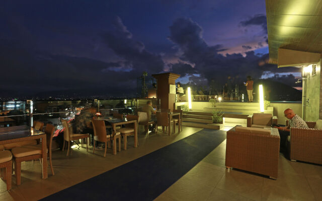 Hotel Shambala
