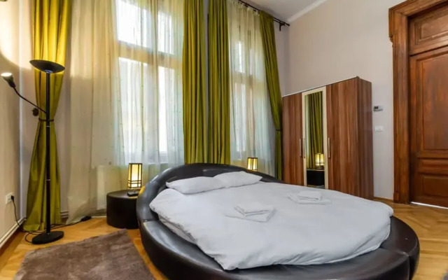 Select City Center Apartments Braşov