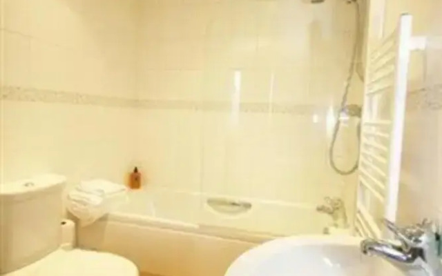 Signet Apartments - St. Peters Penthouse