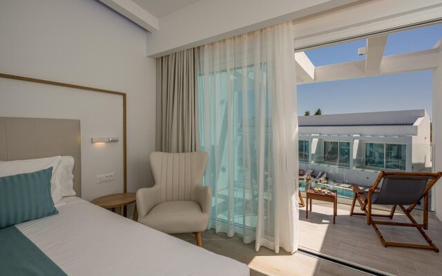 Mirage Bleu Hotel