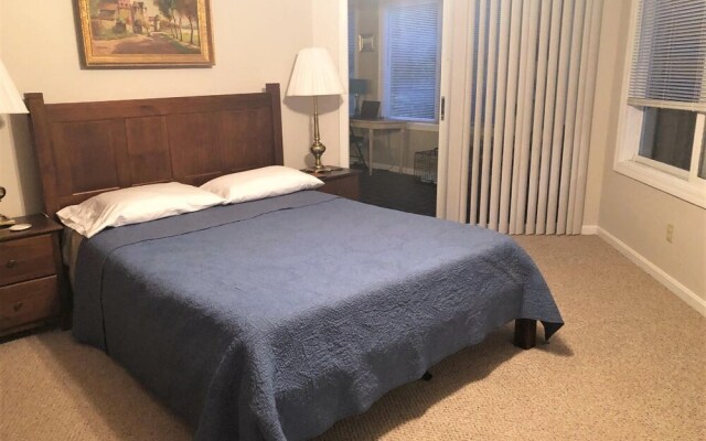 York Street - Y103-wr by Getaway