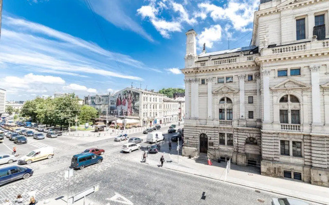 Opera House Apartment 1