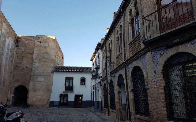 Apartamentos Puerta Nueva Albayzín