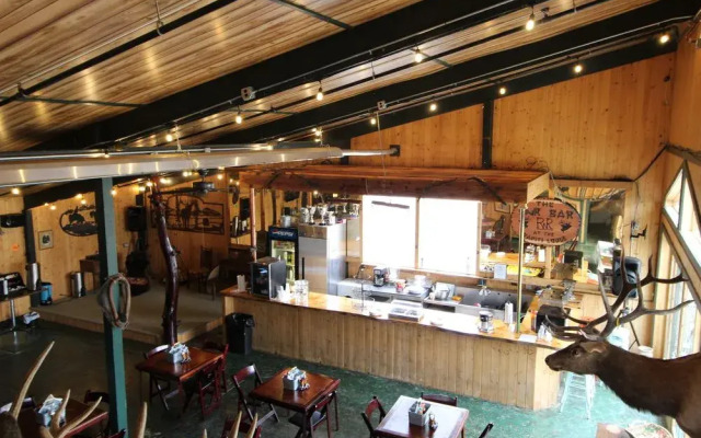 The Historic Wapiti Lodge