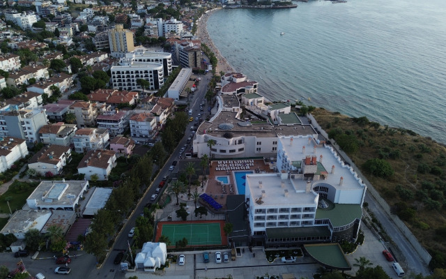 Ada Newday Resort Hotel