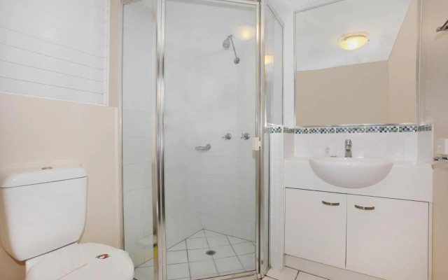 Unit 3 'On the Park', Coolum Beach