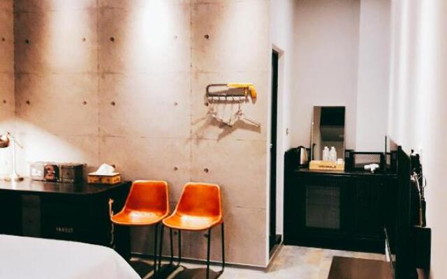 TK Happiness 168 B&B