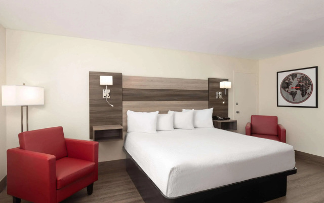 Ramada by Wyndham Kingman