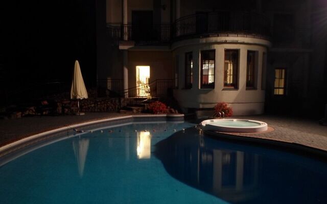 Paszkowka Guest House