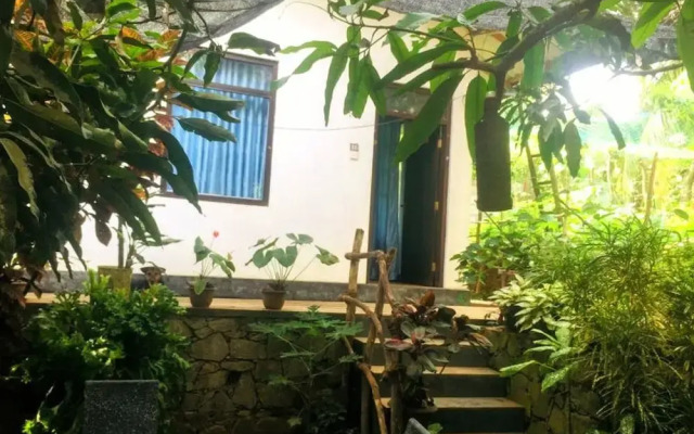 Kalimetiya Beach Cabana Near Beach 4 Minutes Walk