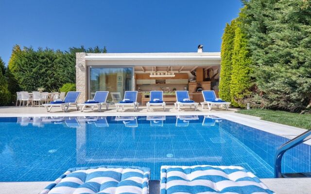 Villa Evergreen