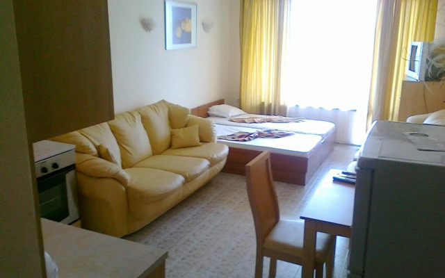 Royal Dreams Holiday Village