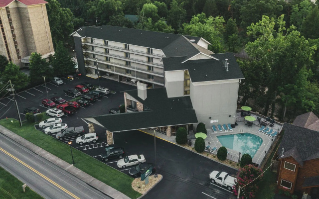 Twin Mountain Inn & Suites