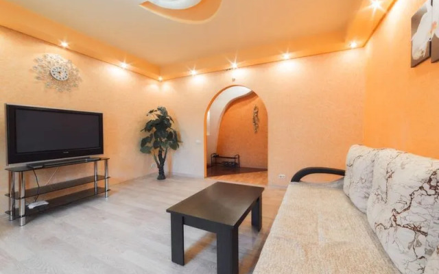 Апартаменты Пять Звезд около Ледовой арены Трактор