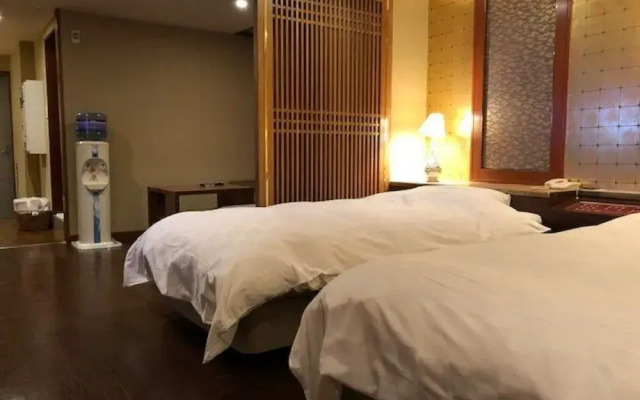 Hotel FULULA - Adults Only