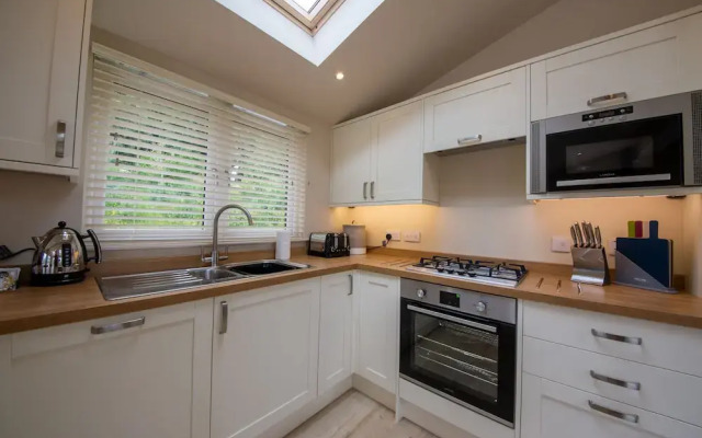 Lyon Lodge, Sleep 6, Private hot Tub, pet Friendly