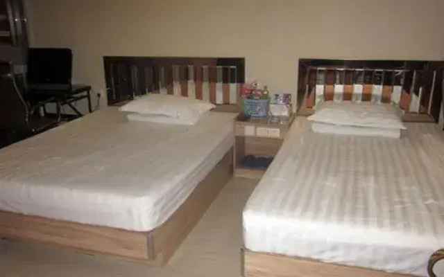 Wuchang Dream Town Hotel