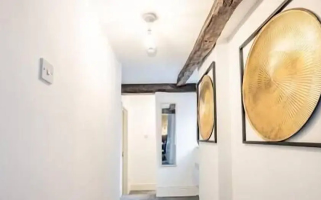 Host Stay Chandan Court Apartment