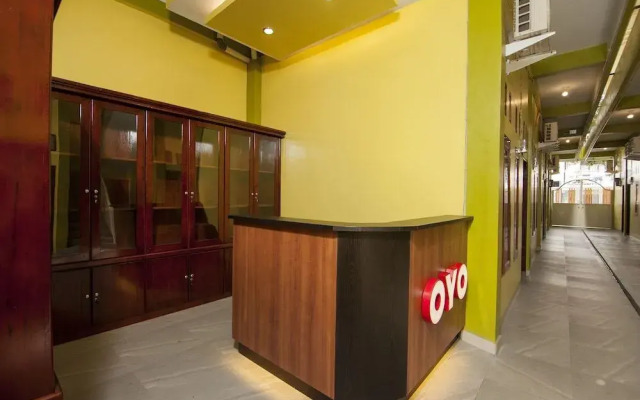 OYO 1235 Tona Residence