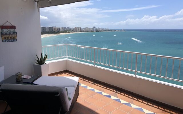 Playa Mar PH Beach Front Apartment