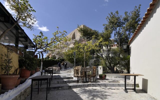 Historic Plaka Apartments